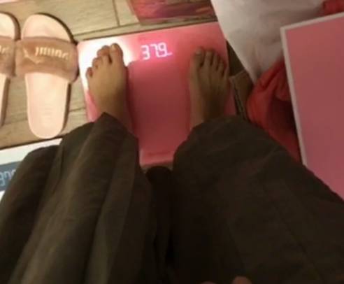 林小宅165体重只有70斤其实赵丽颖杨幂体重轻的更惊人