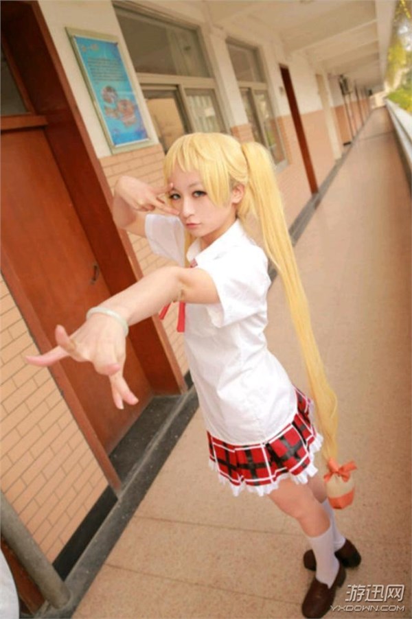 徐娇又出二次元神级cos 这次是"中二病"学生妹