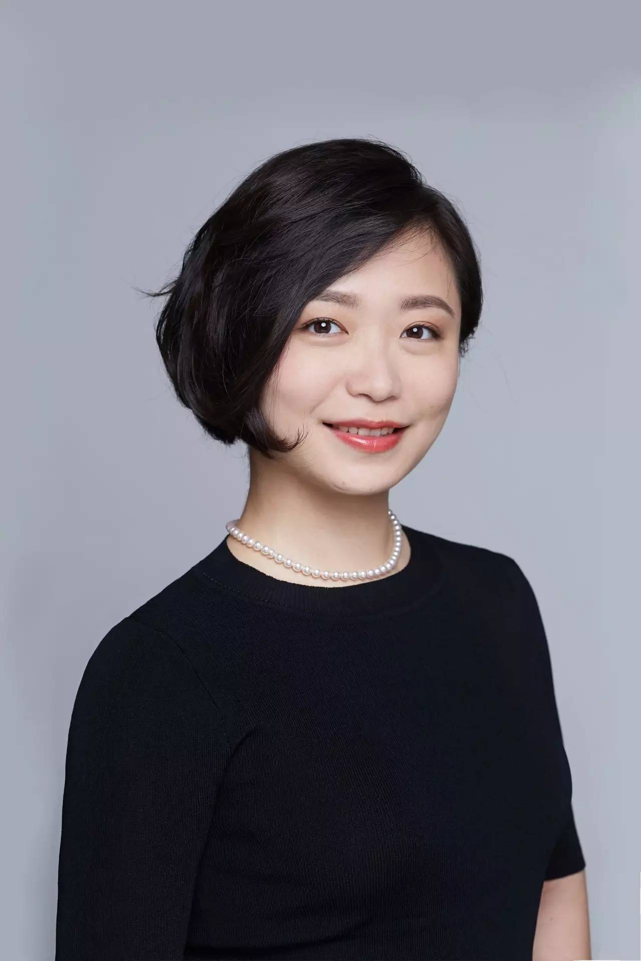 专访对象:为此,我们专访了网易云音乐副总裁李茵,通过她的叙述,来还原