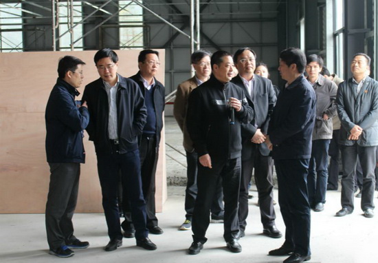福州市市长尤猛军走进坤彩科技二期