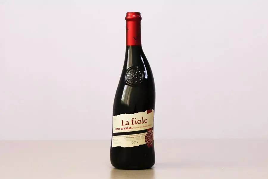 南罗讷河谷红葡萄酒图片
