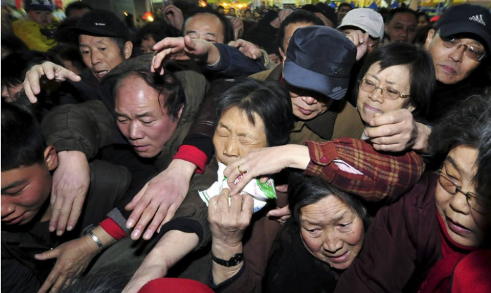 投资中的扎堆与从众谈谈亏钱的心理学