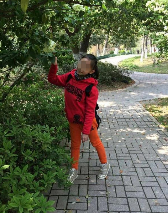 12岁女孩夜跑失踪民警47小时后在家附近找到