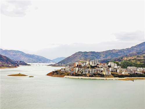 奉节白帝镇:打造"诗·橙小镇"绽放独特光彩