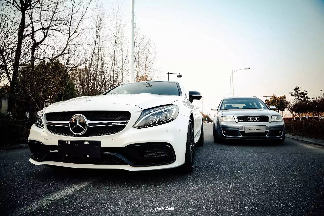 什么年代了，还玩V8T？丨小聚