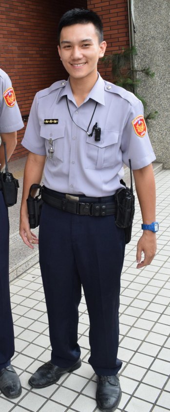 台湾警察 警服图片