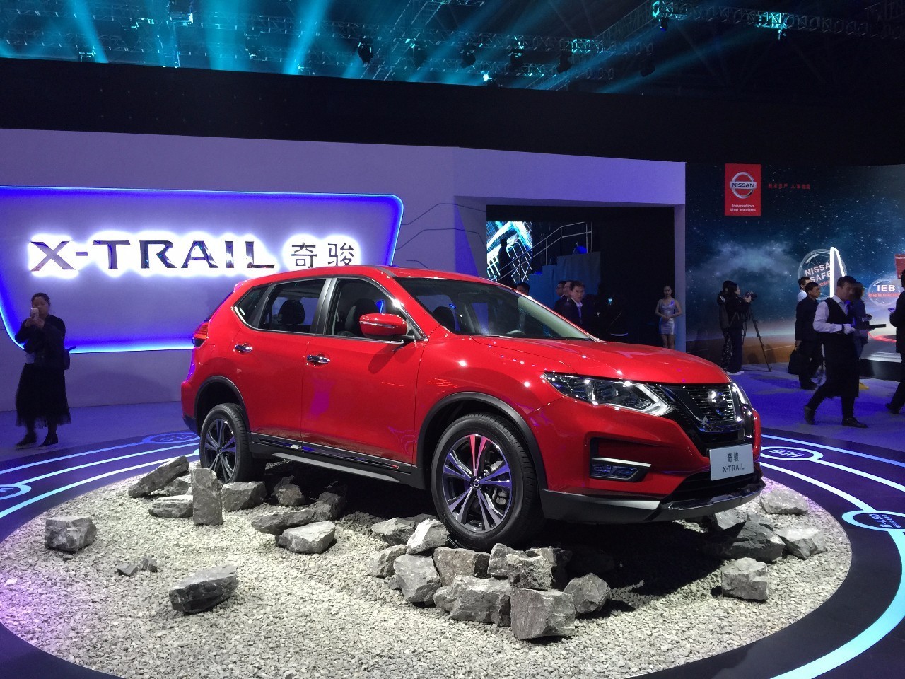 新车丨全新奇骏上市，7座车型成看点，售18.88万—26.88万元