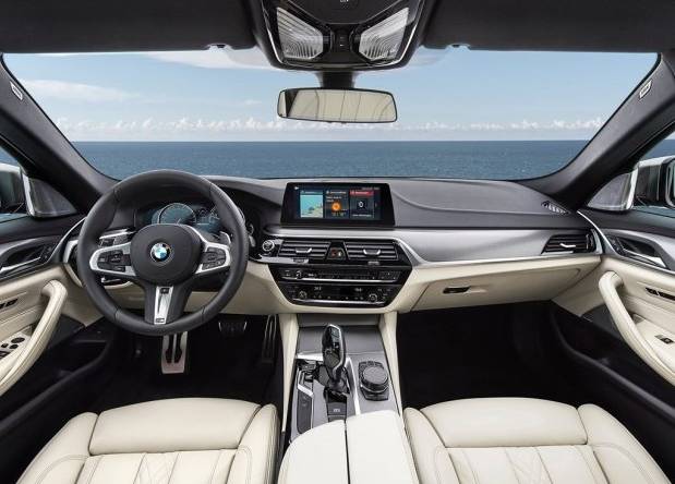 上海车展SUV仍是主旋律？这些三厢车可不同意