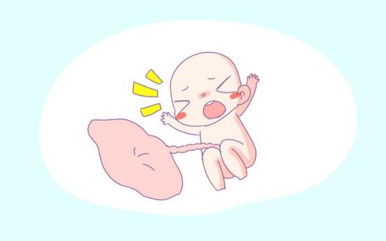 新生儿刚出生一张口,护士都皱眉头,表示不能理解