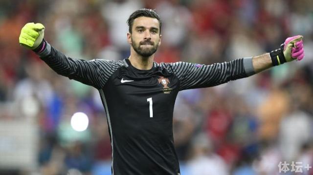 真正的男人练瑜伽:詹姆斯和德国队成功秘诀!