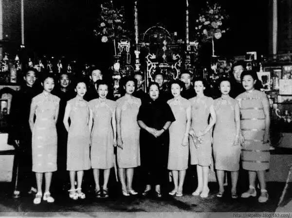 杜月笙当年流氓真君子今日君子真流氓