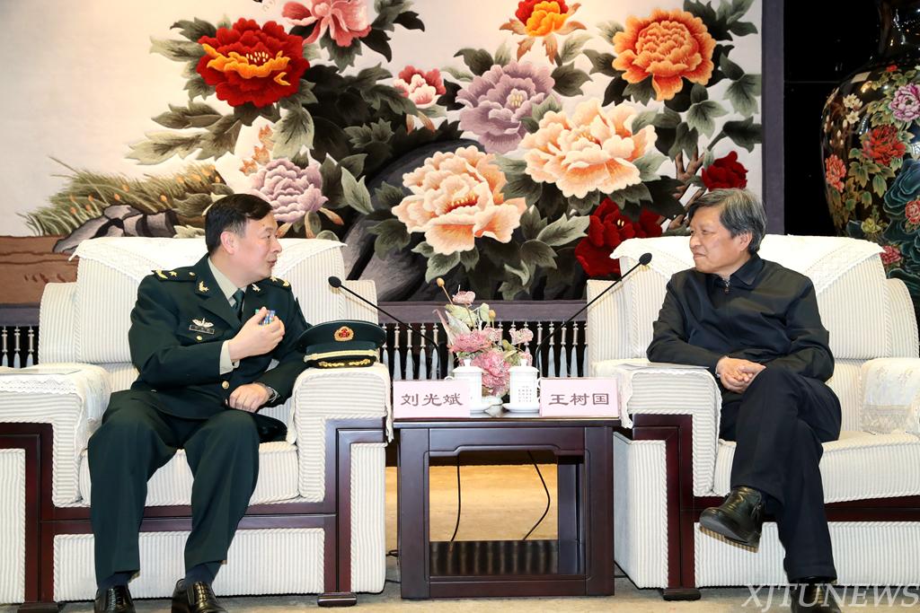 西安交通大学与火箭军工程大学签署战略合作协议