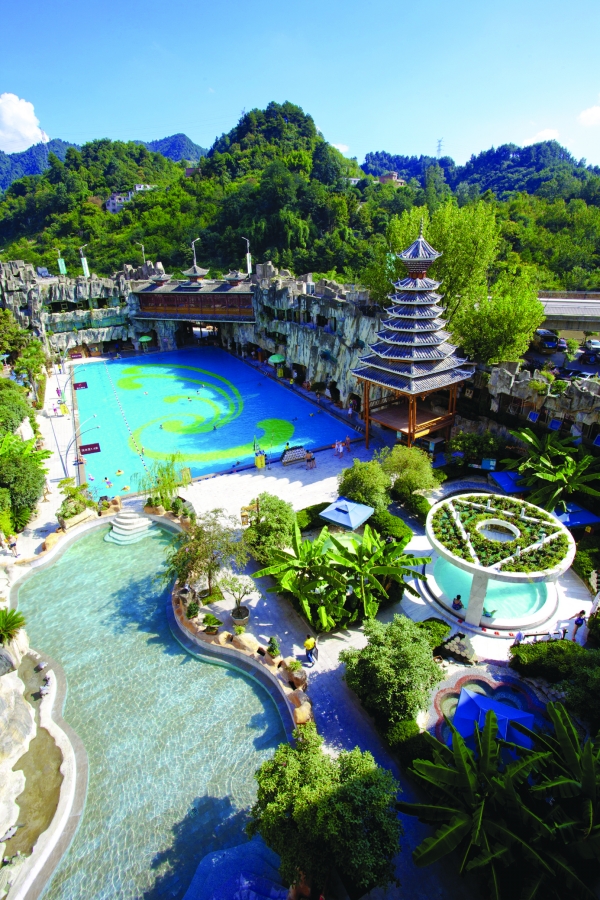 春风十里醉心 贵阳温泉撩人