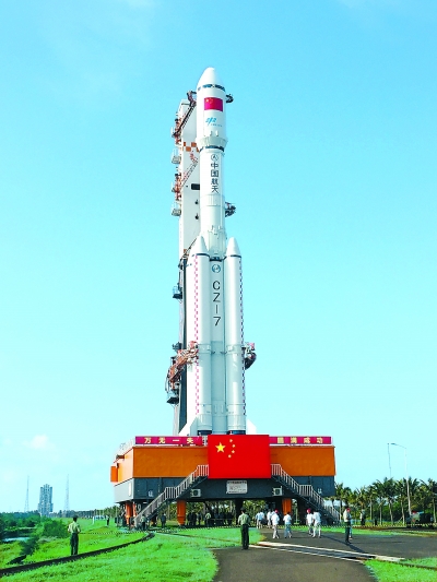 天舟一号转运至发射区