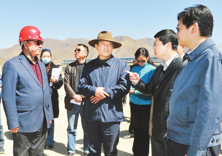 立足实际放眼未来促进产城一体化发展