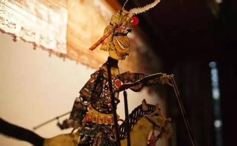 皮影人生:阆中"王皮影"沉浮录