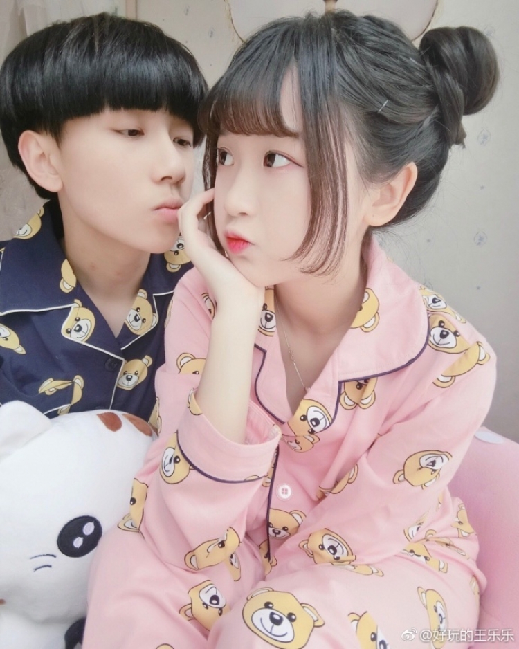 被拘留过的王乐乐当众暴打怀孕7个月的女友 95后的爱情真是看不懂