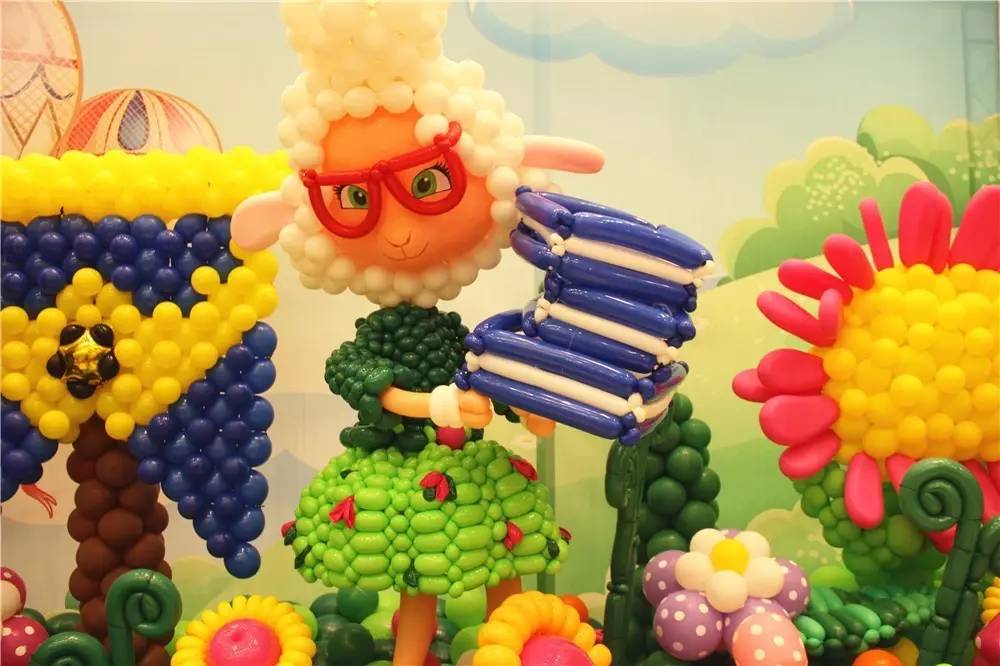 今天这个巨型气球已经在江门炸开了您还不知道就真的out了