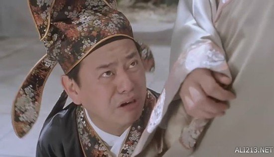 电视游戏 正文页 陈百祥擅长唱歌,不过主持节目评球评马演戏才是他的
