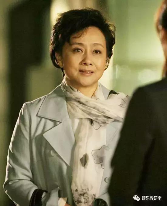 12月,与奚美娟,张少华共同演绎了都市情感剧《空巢》,本剧中,奚美娟