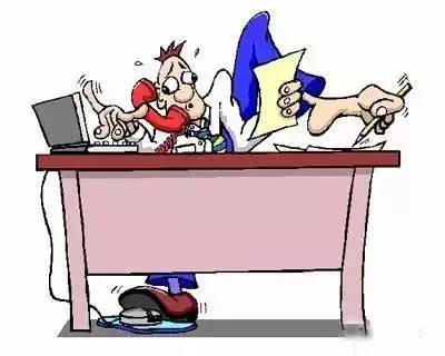 你以为卖你一箱,一件货能赚你多少银子?