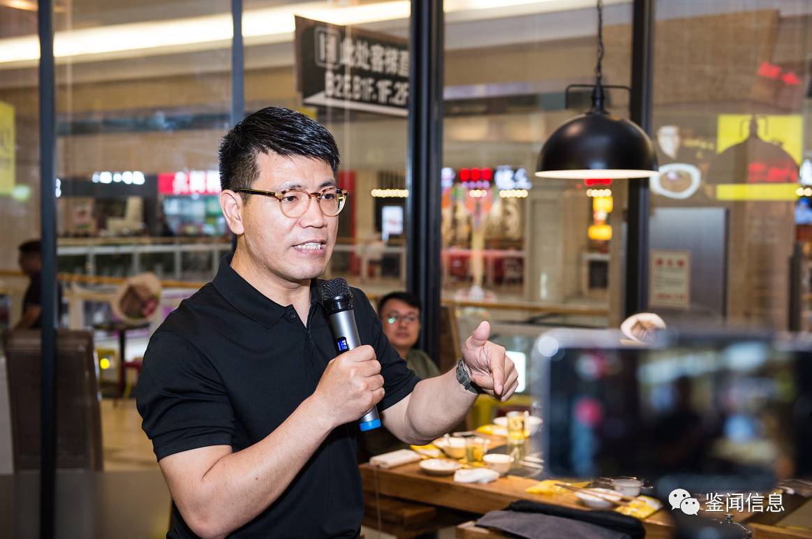 空运新西兰毛肚!巴奴杜中兵紧咬爆款再放大招