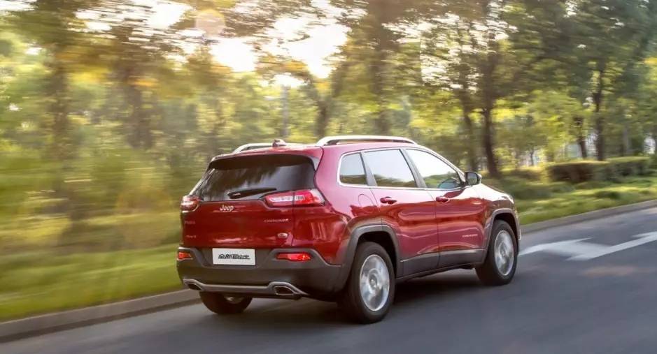 25万级高性能四驱SUV，自由光/昂科威/途观L该选谁？