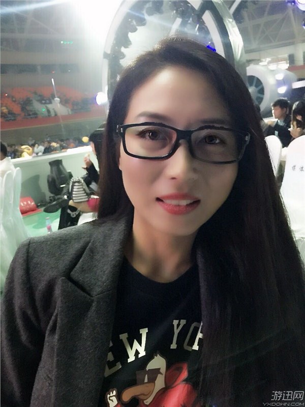 斗鱼三大知性派主播 颜值顶尖却靠实力吸引了万千粉丝!