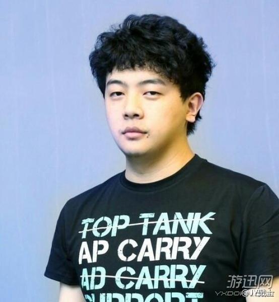 揭秘"电竞佛祖"jy:高中毕业就入行 如今身价千万