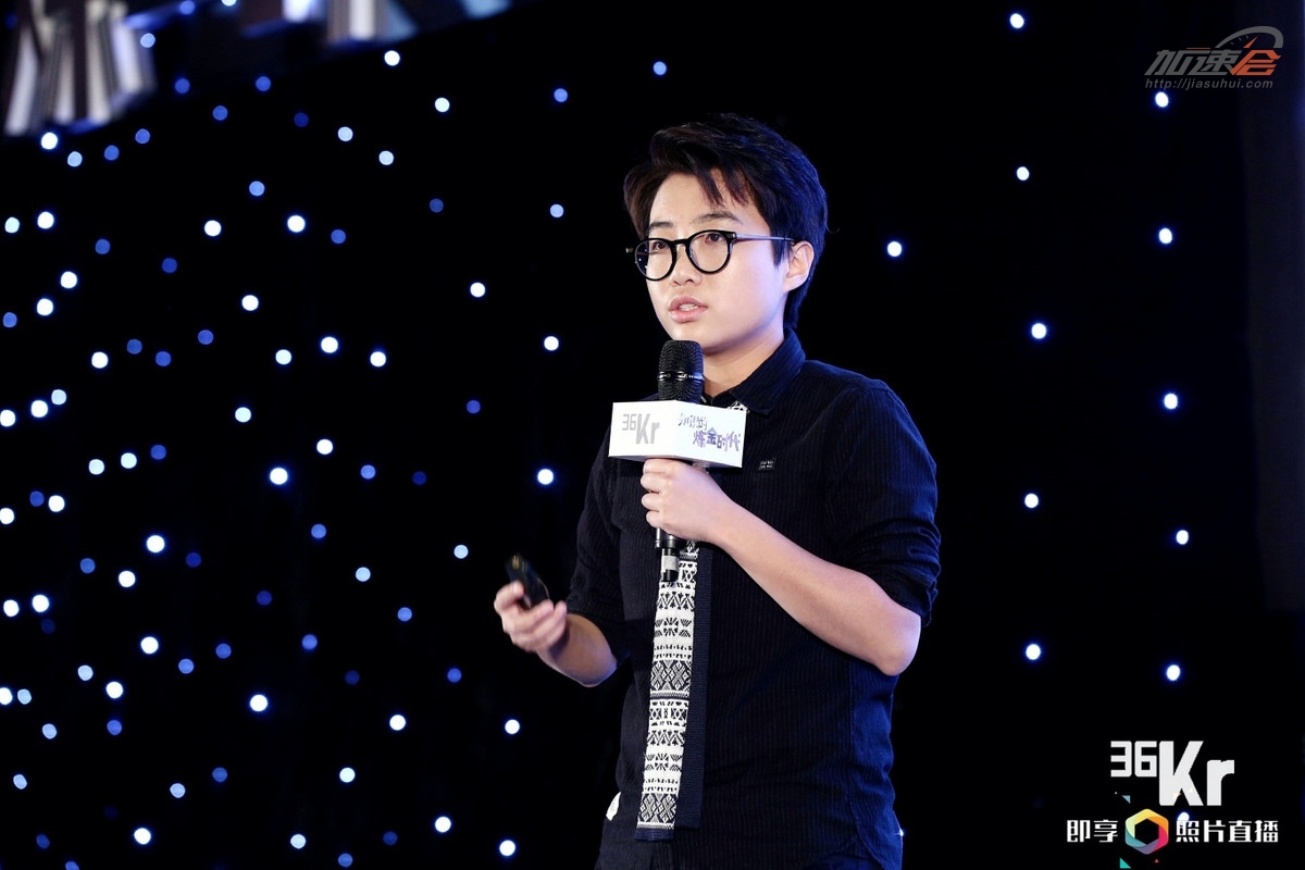 米果文化邱晨:除了焦虑的健身房逻辑,还有反焦虑的咖啡厅逻辑