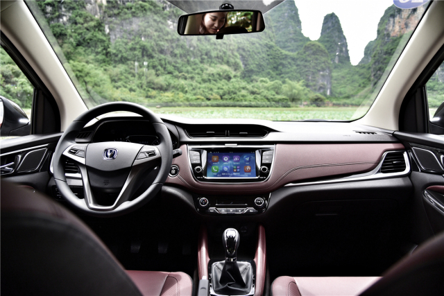 长安凌轩距离“神车”还差些什么