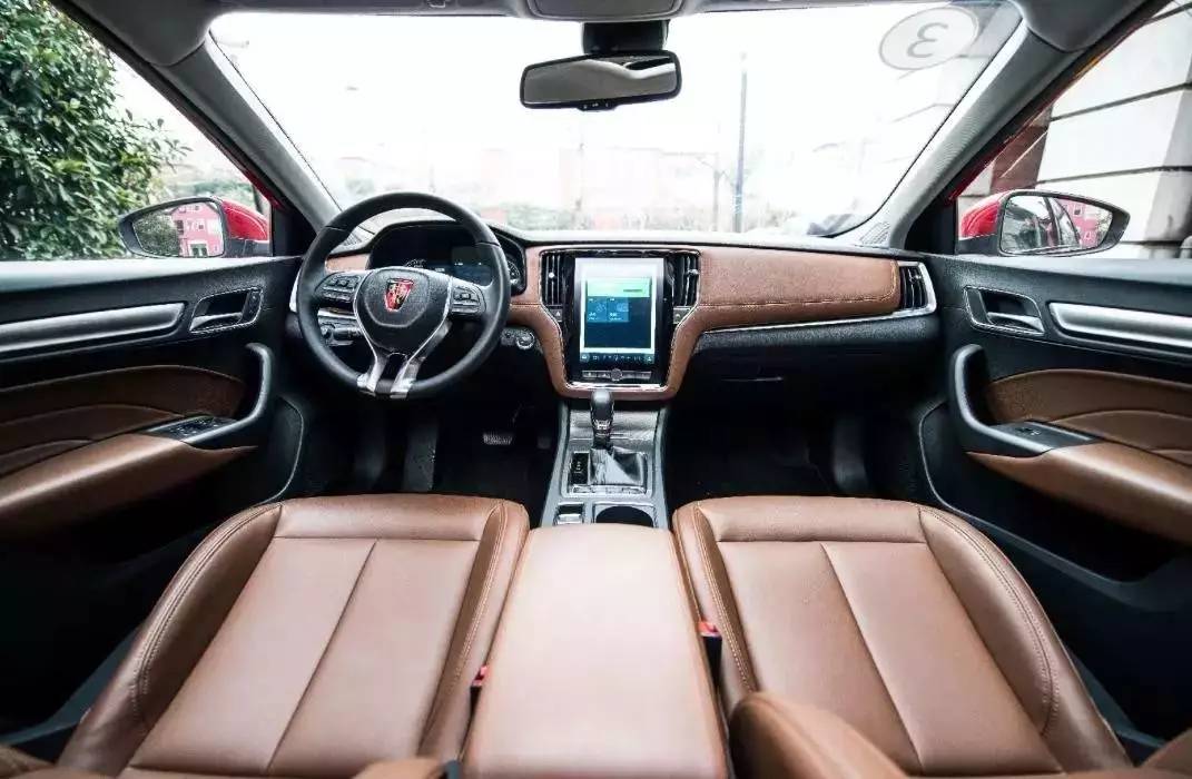 合资车还要说自己省油吗？比比荣威i6再来说