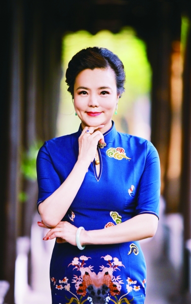 让旗袍走向世界的t型台|陶玉梅|旗袍|t型台_新浪新闻