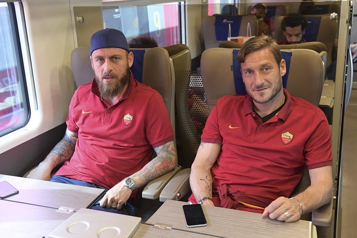 天空体育:德罗西将与罗马续约,年薪400万