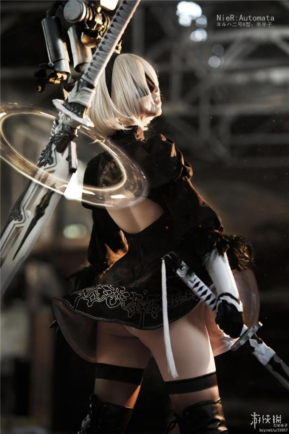 《尼尔:机械纪元》2b小姐姐性感艳丽cos 这胸到底是真是假?