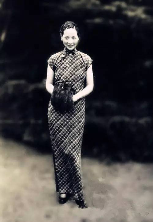唐瑛:17岁的民国爆款女王,美足一辈子|唐瑛|陆小曼|女王_新浪新闻