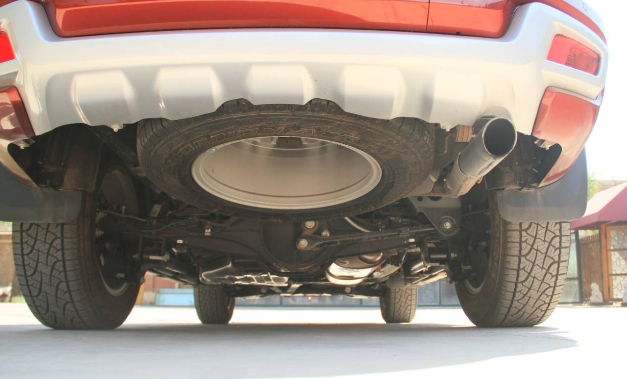 想要高大威猛的SUV？这车能和公交车平起平坐！