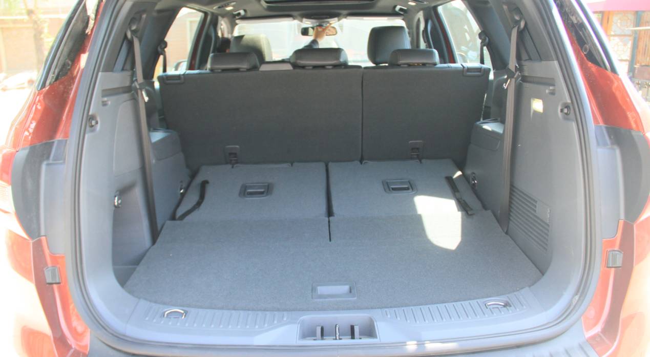 想要高大威猛的SUV？这车能和公交车平起平坐！