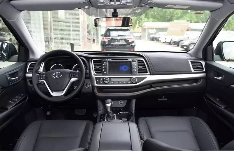 一直加价的汉兰达，也忍不住要改款了!?