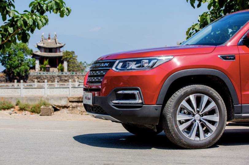 可随时调戏小安的CS95智领版、智尊版很旗舰