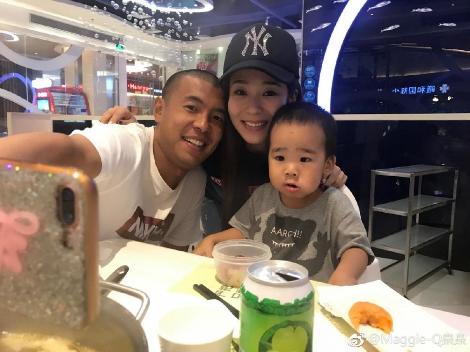 刘浩泉是徐亮的第3任妻子,两人于2015年5月9日完婚.