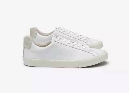 江疏影这双500块的小白鞋,我已加入购物车