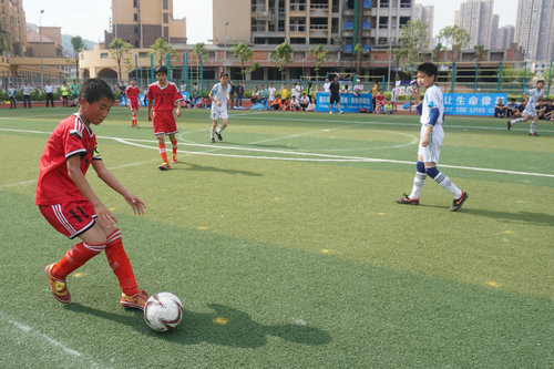 重庆大足区第三届中小学生校园足球联赛决赛在重庆大足区海棠小学举行