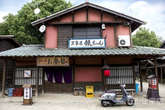 《银魂》真人电影现场实景公开 万事屋居然有空调