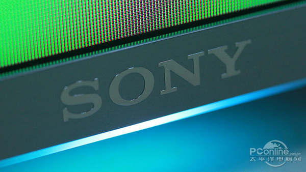 believe"这个低调的英文组合广告词默默地出现又默默地消失了,可能