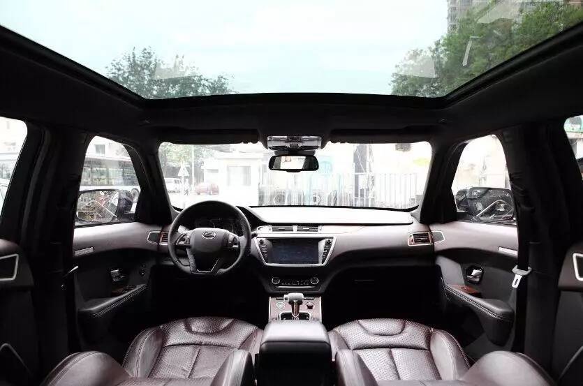 不到3万！这台2.0T+8AT的高颜值SUV就能开回家！