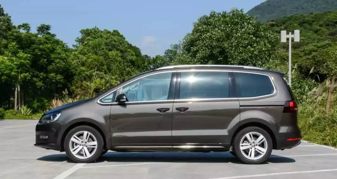 新车轻评丨“元老级”MPV夏朗迎来改款，它能拼得过“小鲜肉”们吗？