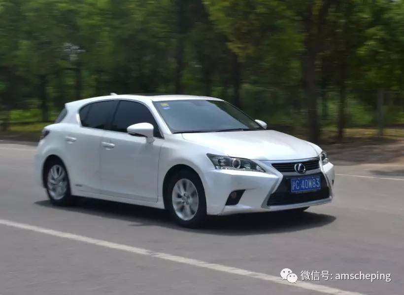 要省油，还要安全？ v40 vs CT200h