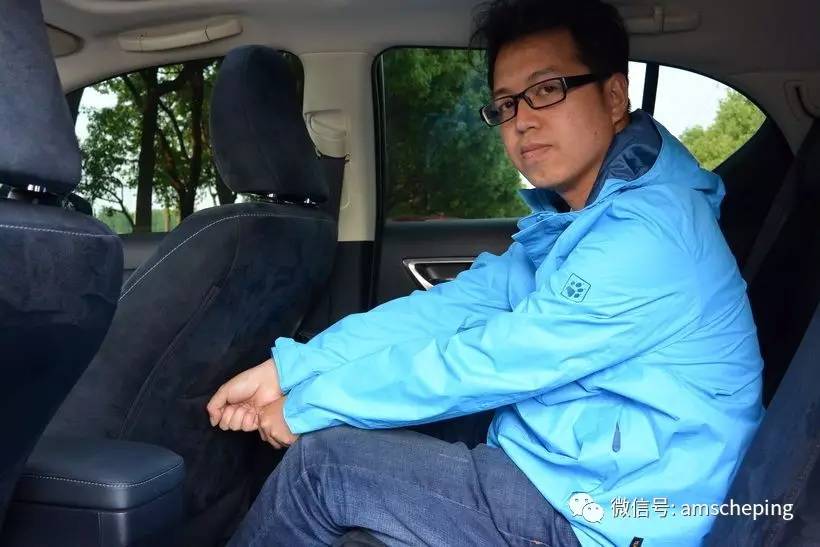 要省油，还要安全？ v40 vs CT200h