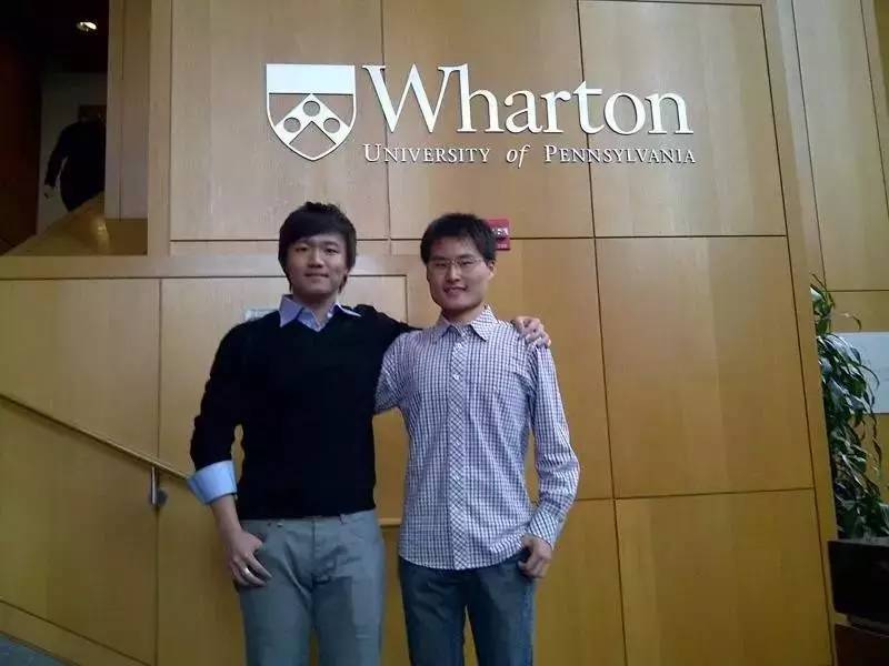 最终张康阳选择了常青藤盟校宾夕法尼亚大学沃顿商学院,并获得经济学
